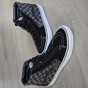 Vans Sk8 Hi Black and Gray Checkered Skate Shoes for (Men Sz 7.0) (Women Sz 8.5)